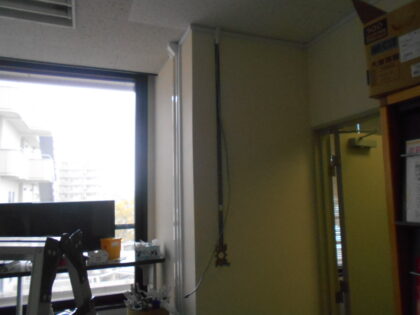 市立病院副院長室改修に伴う電灯スイッチ分岐工事｜近畿 工場・建屋工事・メンテンナンスセンター