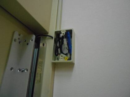 市立病院放射線科電気錠制御盤更新工事｜近畿 工場・建屋工事・メンテンナンスセンター