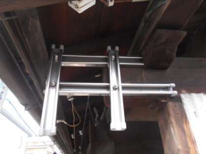 市区町村向け防犯カメラ設置工事｜近畿 工場・建屋工事・メンテンナンスセンター