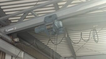ホイストクレーン点検工事|工場向け設置工事・短納期対応の施工事例｜近畿 工場・建屋工事・メンテナンスセンター