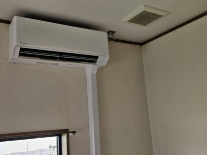 事務所のエアコン入替工事｜近畿 工場・建屋工事・メンテナンスセンター